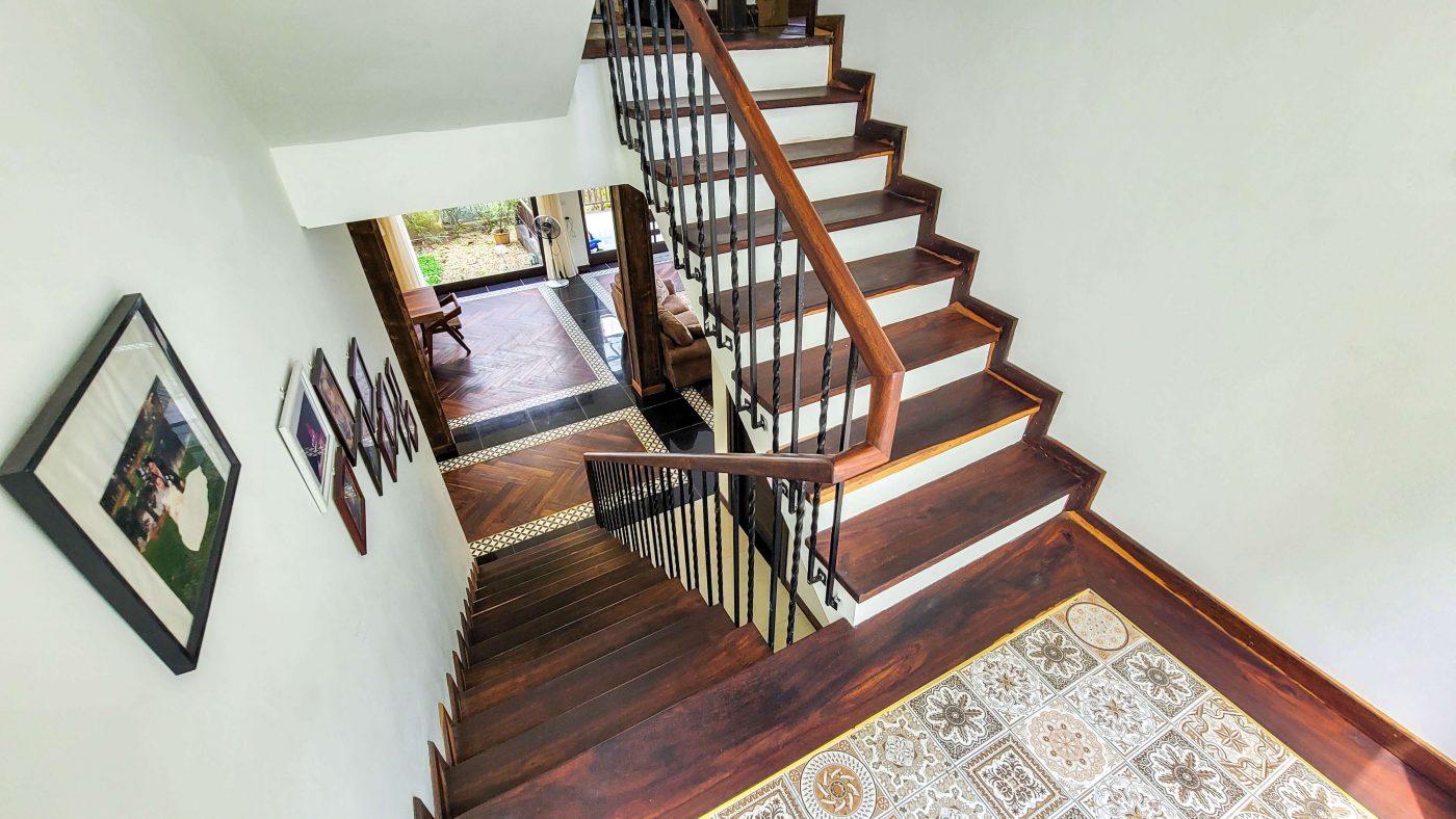 00-1-of-1-4-1400x788