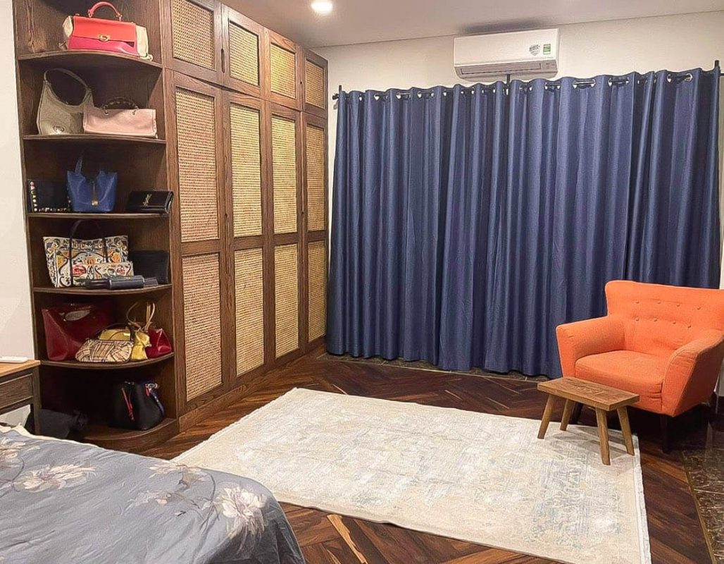 00-24-of-30-1028x800