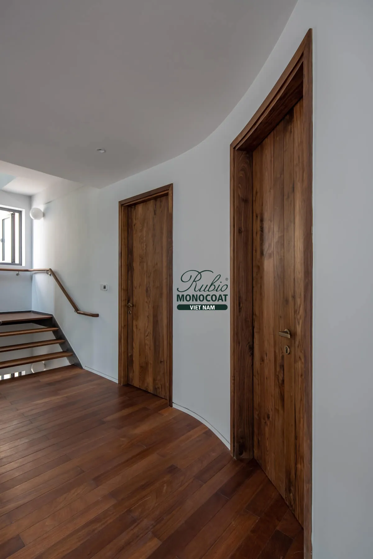 dầu lau gỗ nội thất 2C Pure x gỗ Óc chó 10