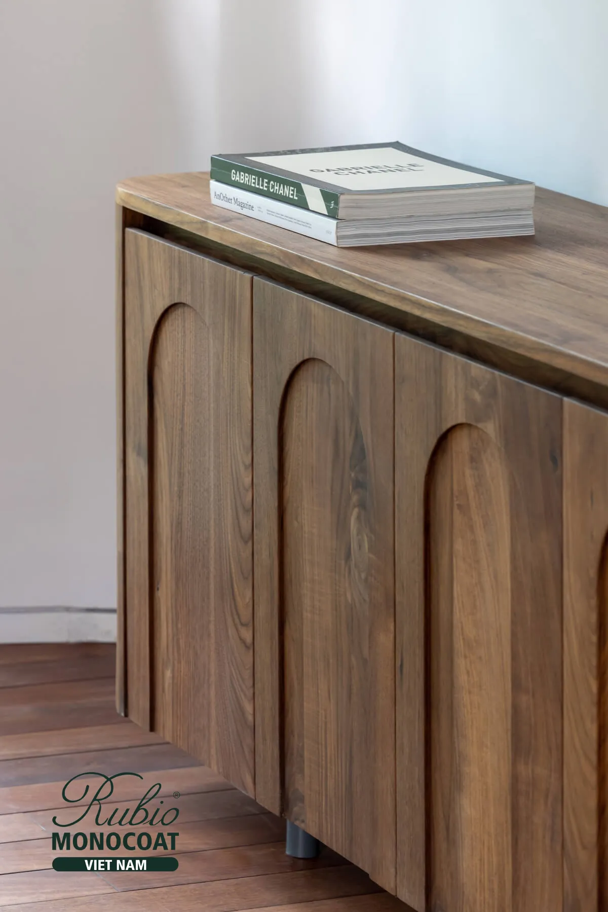 dầu lau gỗ nội thất 2C Pure x gỗ Óc chó 10