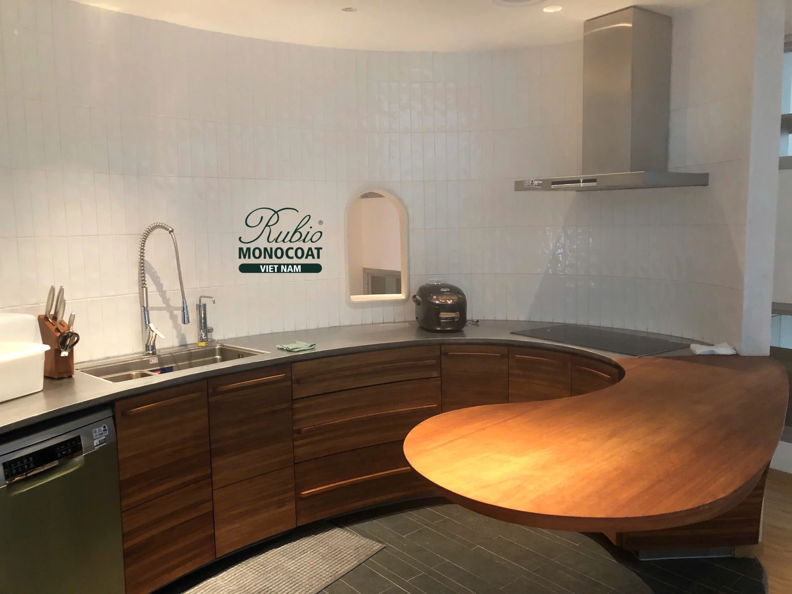 Công trình Sóc Sơn - dầu lau gỗ nội thất 2C Pure gỗ Gõ đỏ