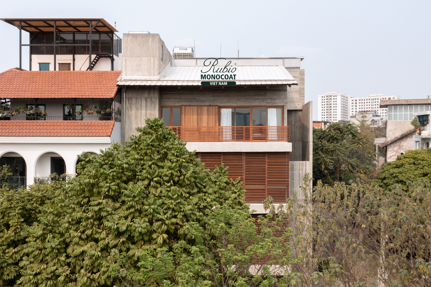 dầu gỗ ngoại thất DuroGrit Steppy Look x gỗ Teak Nam Mỹ