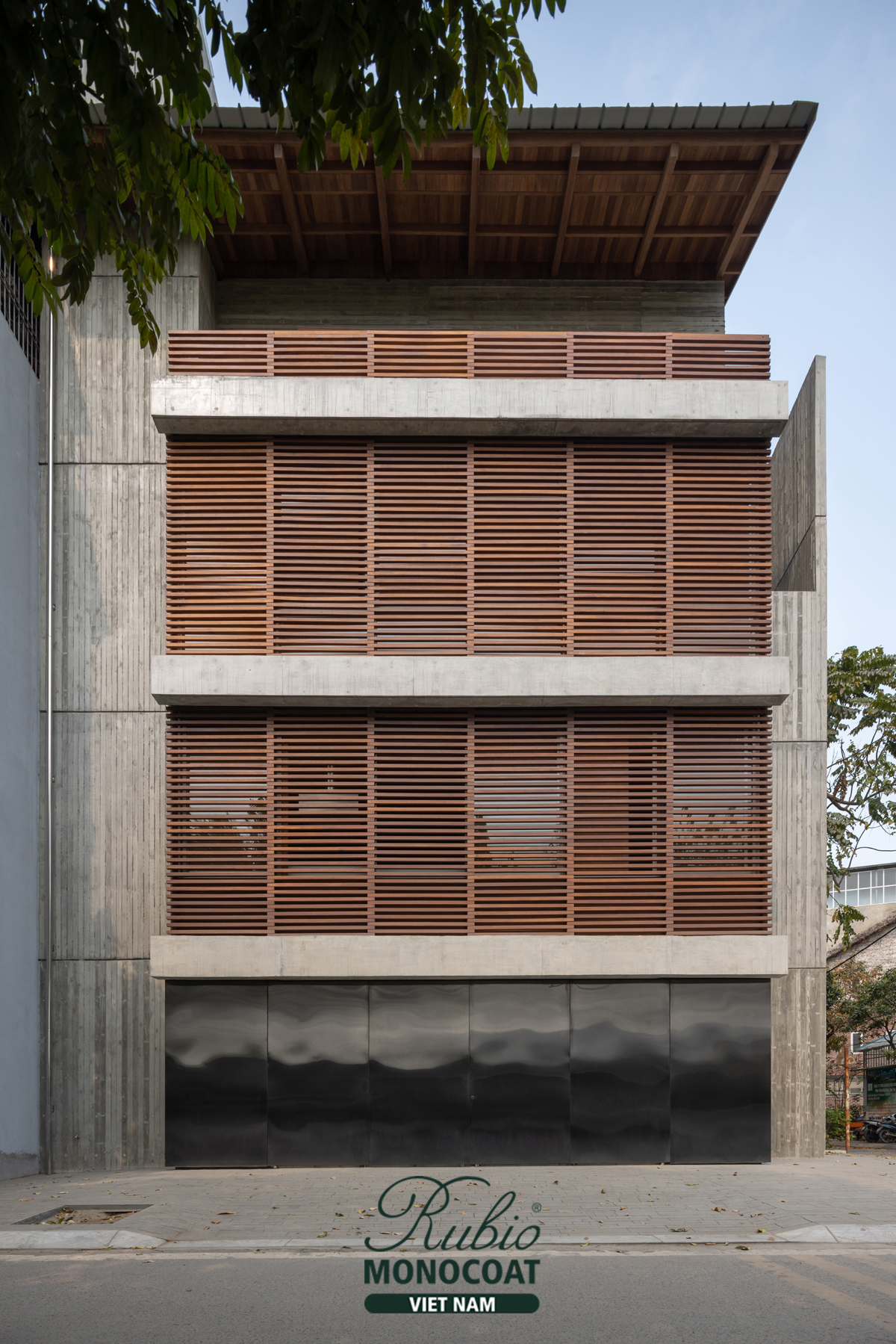 dầu gỗ ngoại thất DuroGrit Steppy Look x gỗ Teak Nam Mỹ