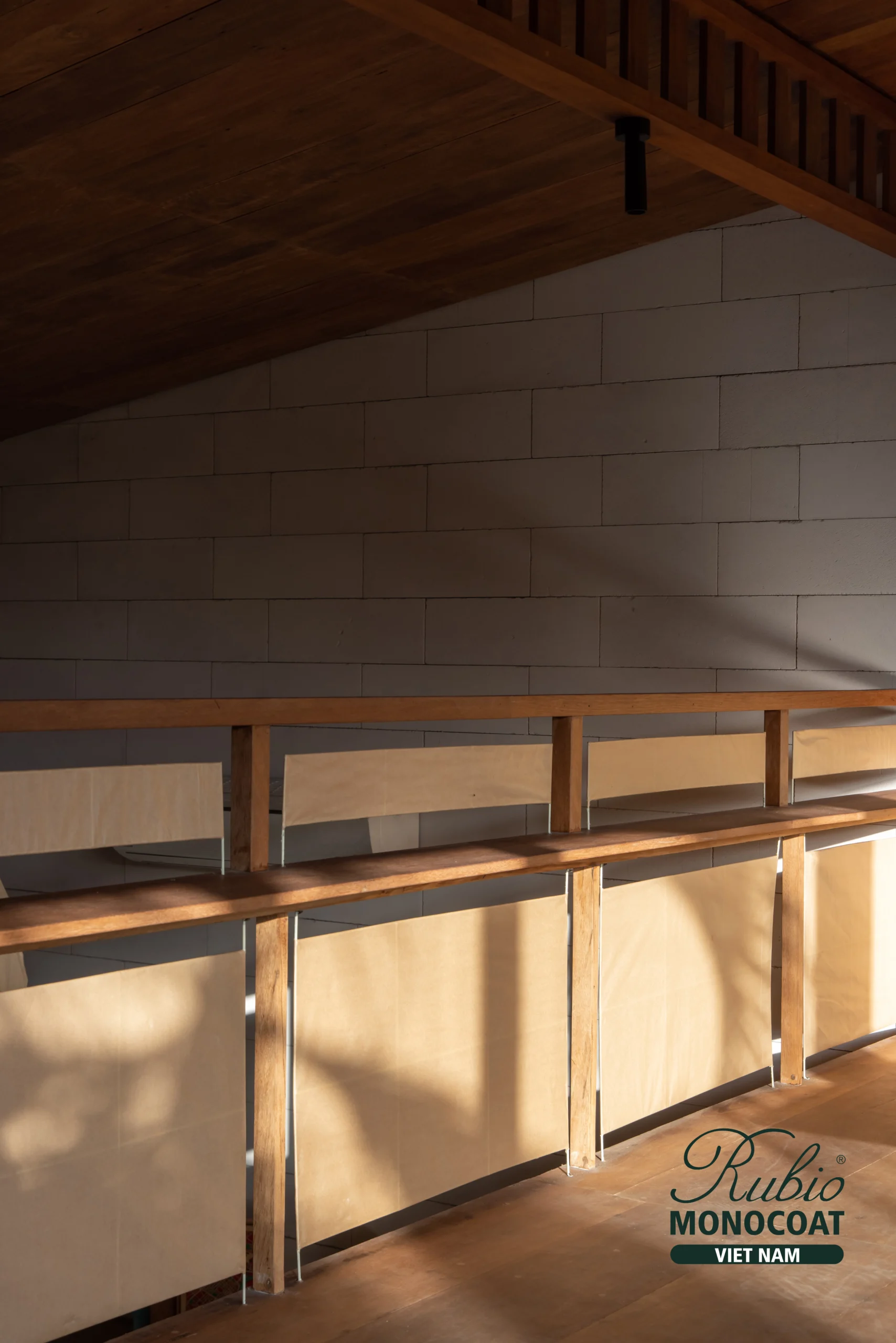 dầu-lau-gỗ-nội-thất-ngoại-thất-dino-vũ