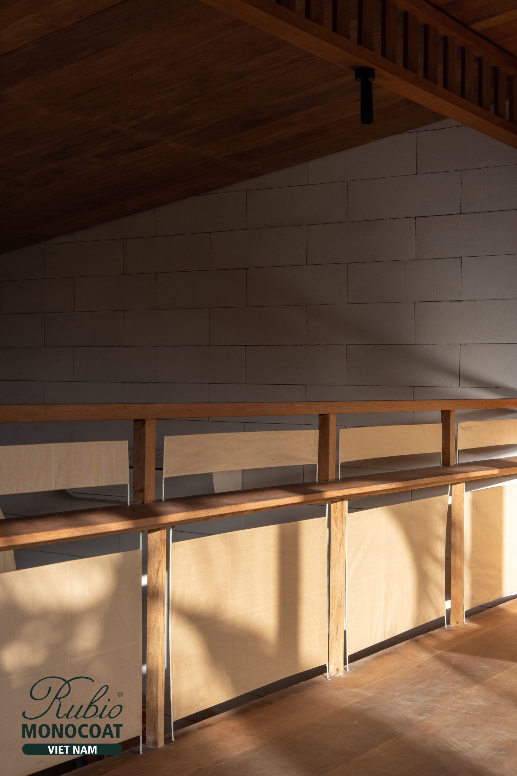 dầu lau gỗ - dino vũ