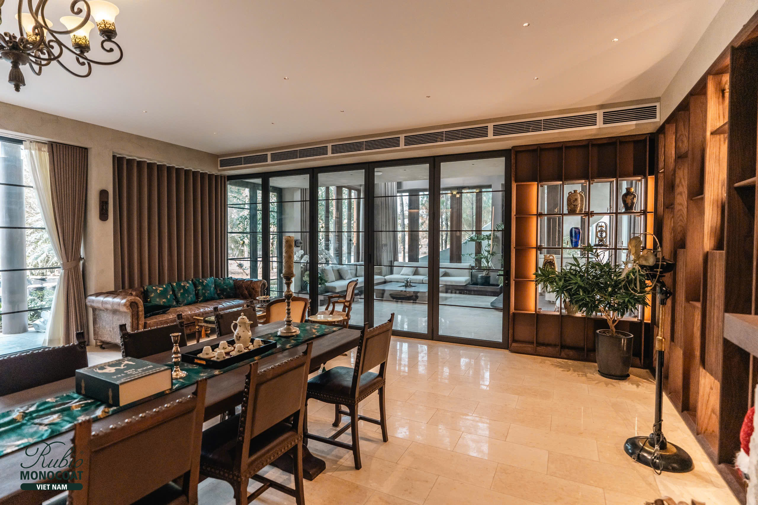 dầu lau gỗ nội thất