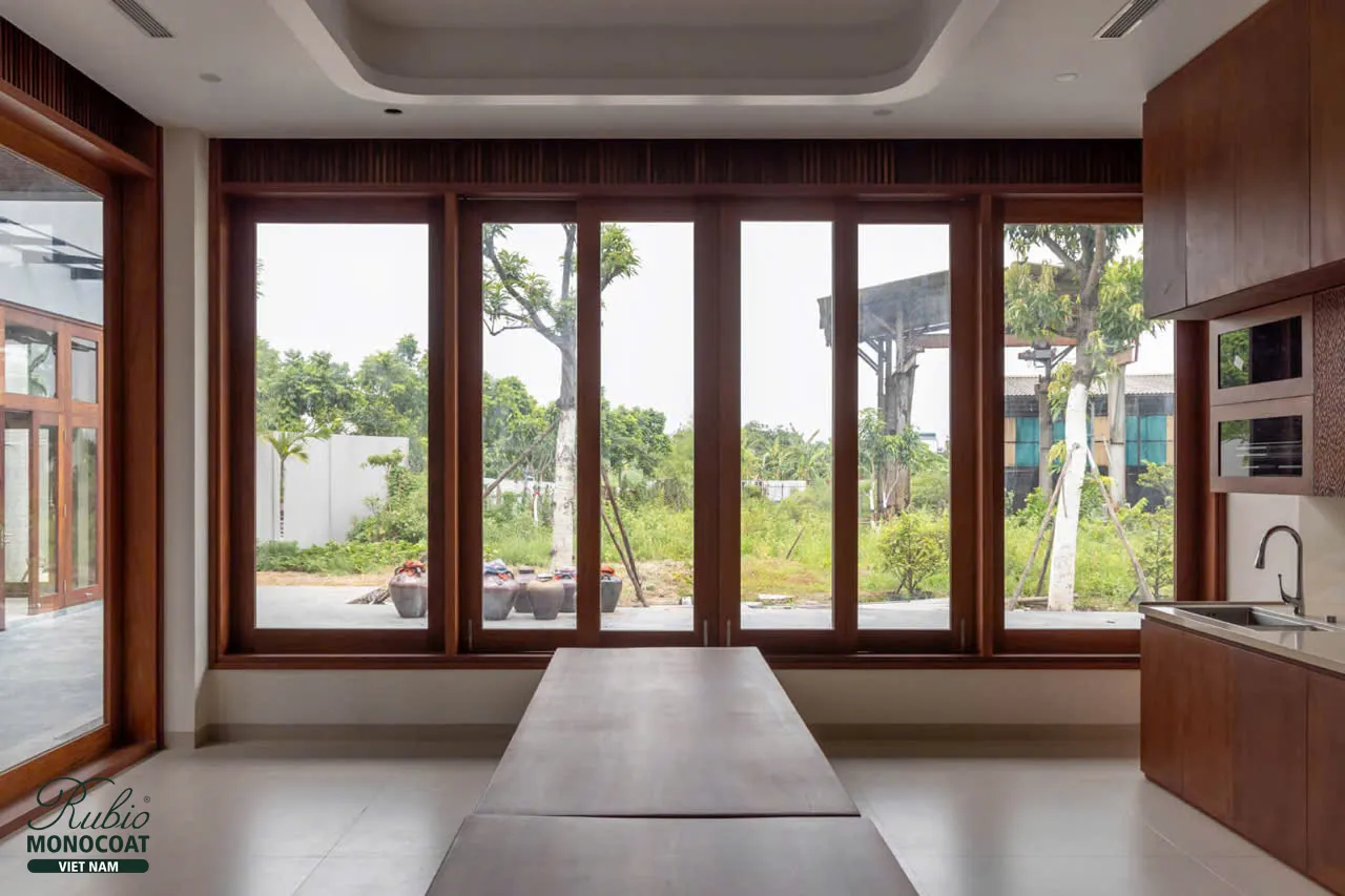 dầu lau gỗ nội thất