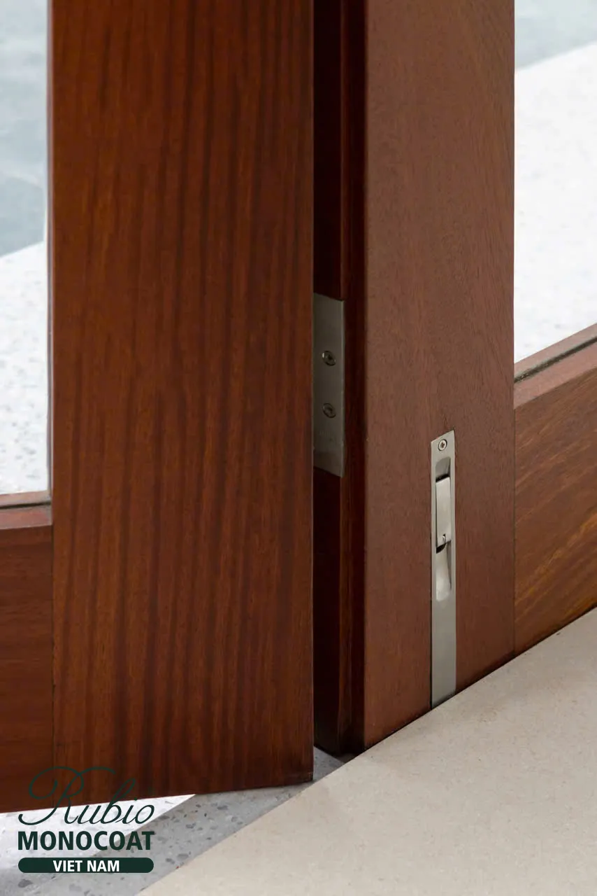 dầu lau gỗ nội thất