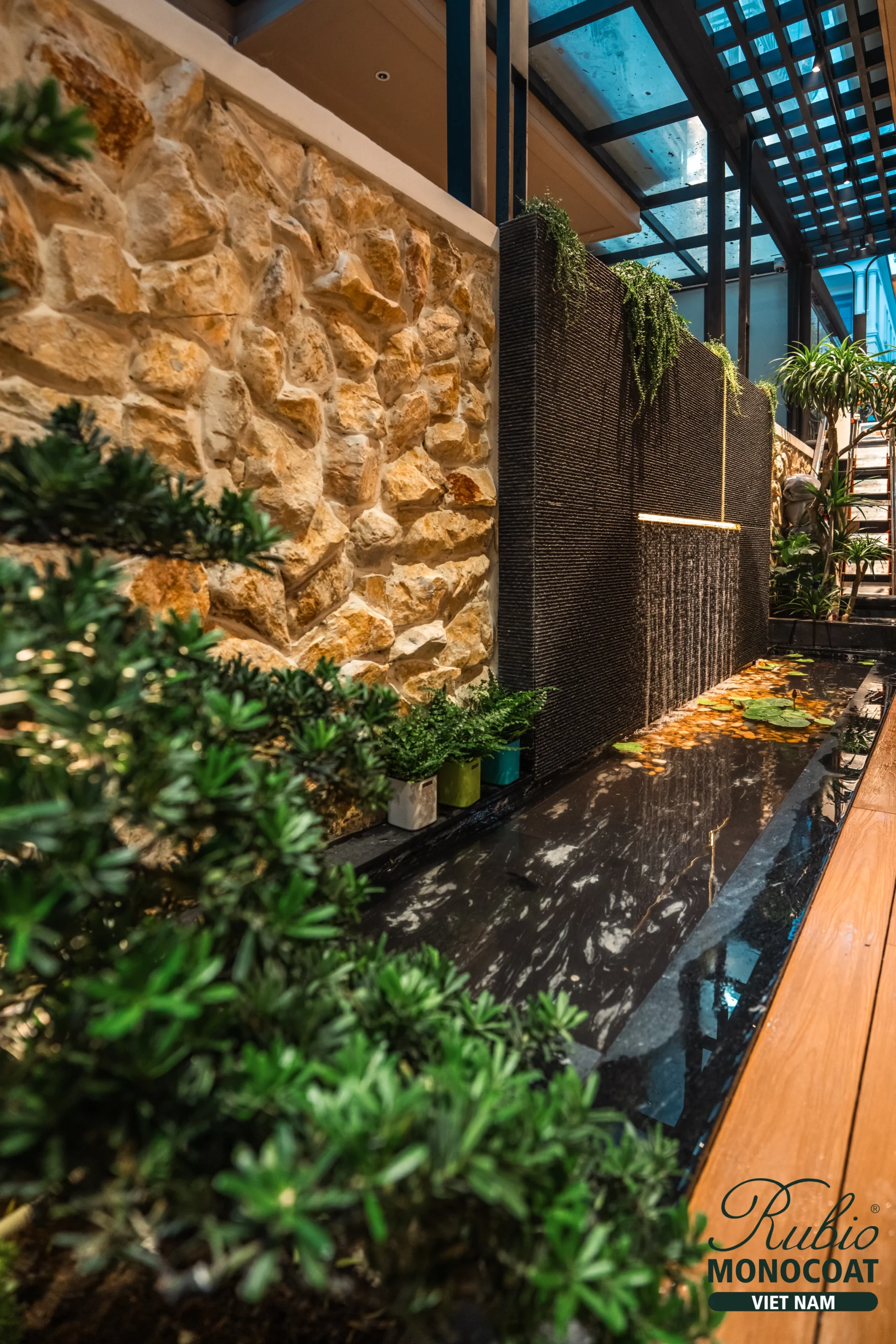 dầu lau gỗ nội thất - đảo dừa ecopark 1