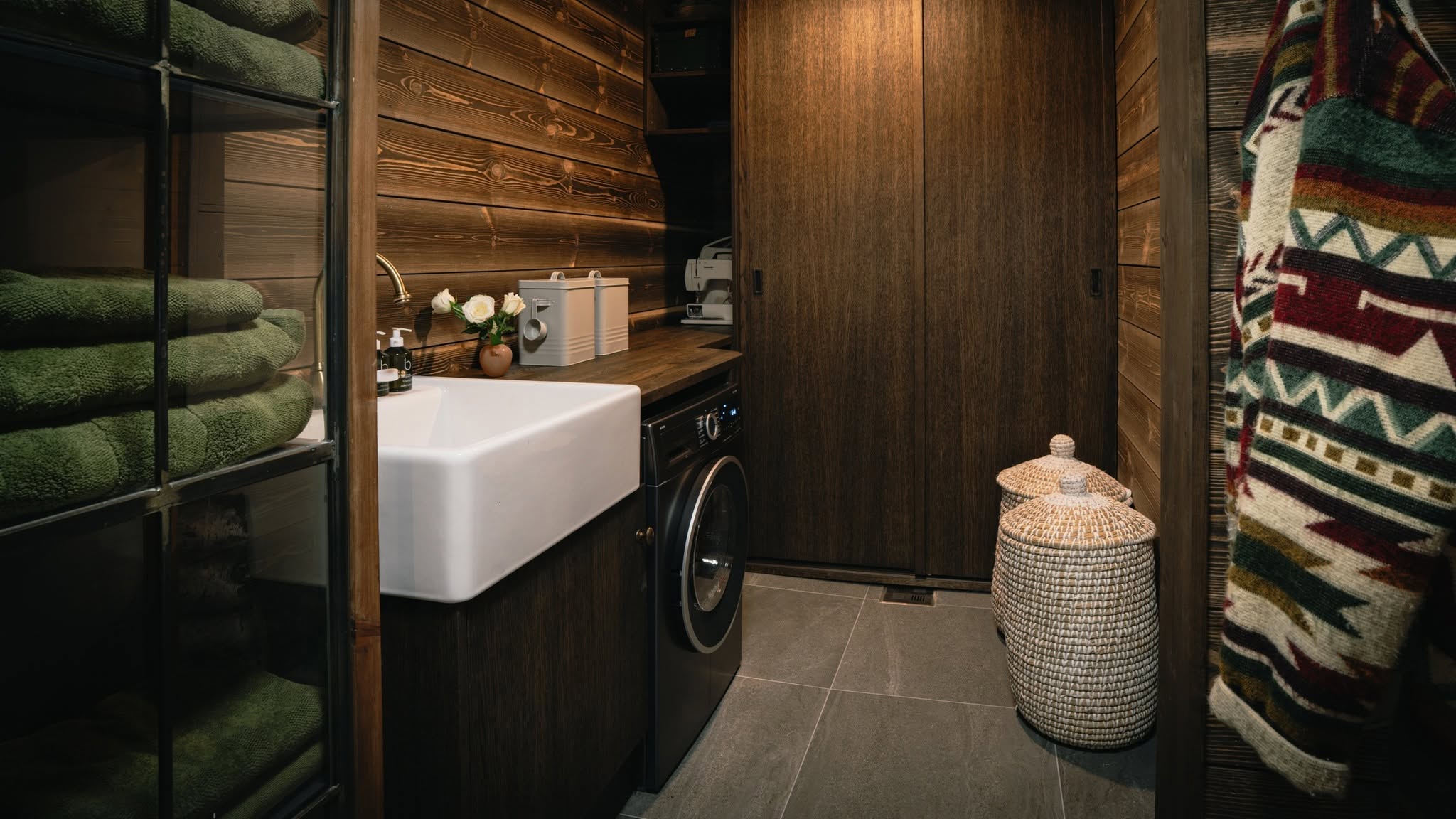 scandinavi dầu lau gỗ