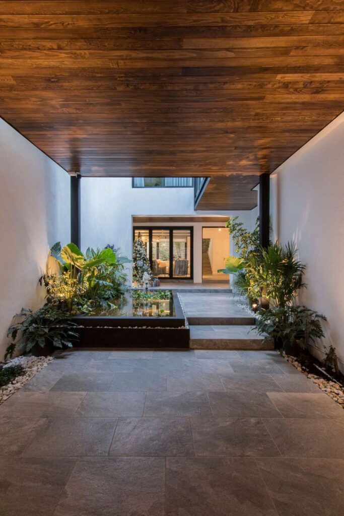 villa phan thiết sử dụng dầu lau gỗ nội thất
