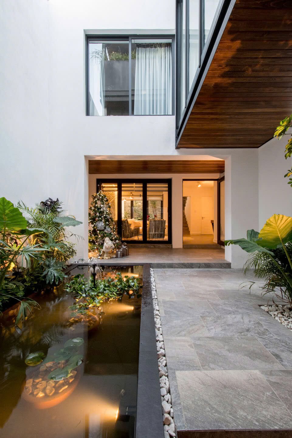 villa phan thiết sử dụng dầu lau gỗ nội thất